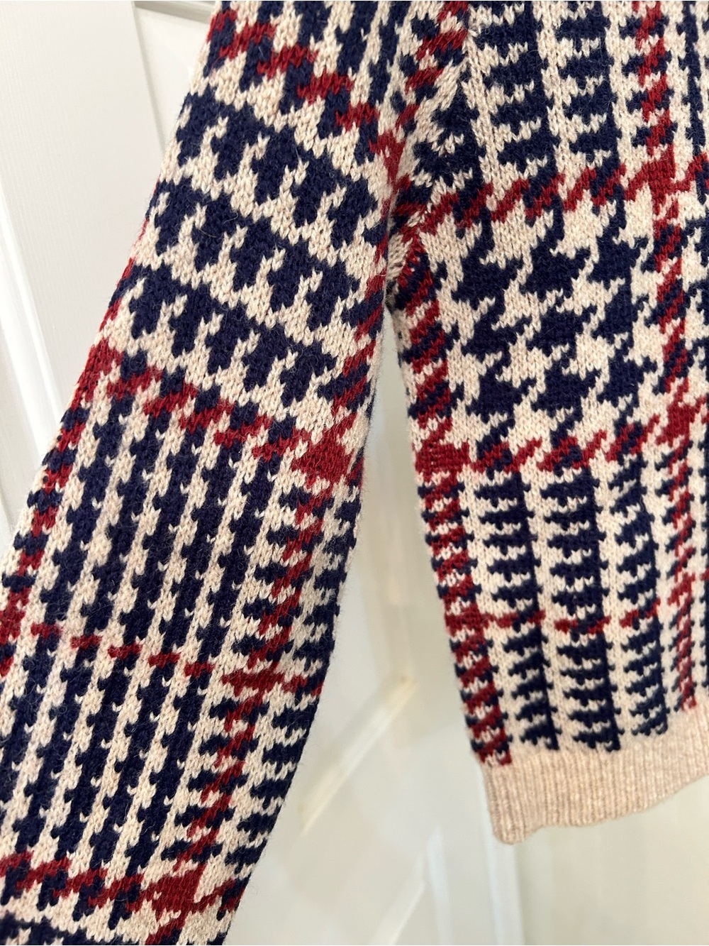 NWT Zara Beige Crewneck Sweater with Navy & Red Plaid - Picture 4 of 11
